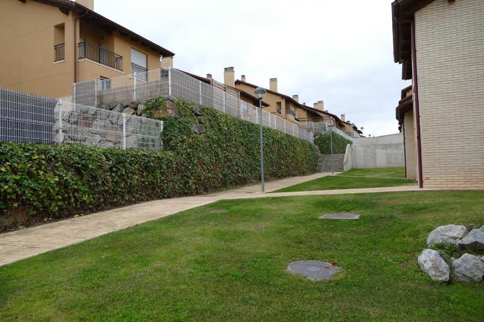 Vino Montaña&jardín Garaje NETFLIX WIFI INCLUIDO, Apartamento Sojuela Exterior foto