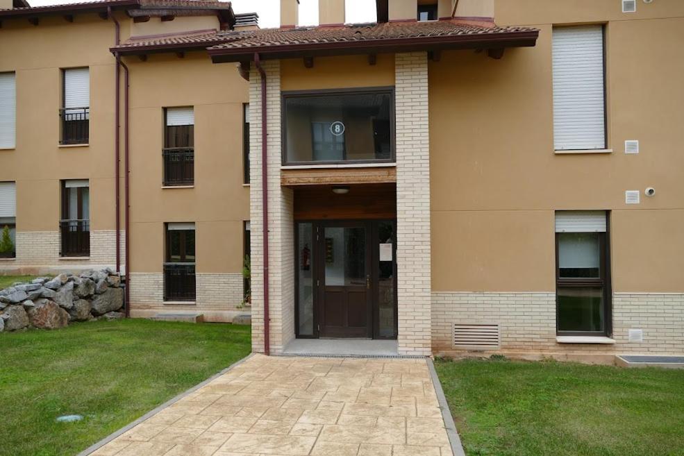 Vino Montaña&jardín Garaje NETFLIX WIFI INCLUIDO, Apartamento Sojuela Exterior foto